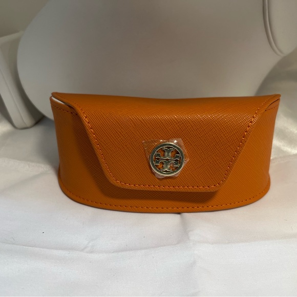 Brand New TORY BURCH Eyeglass case - Picture 1 of 3